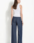 PULL-ON JEANS IN AIRY DENIM